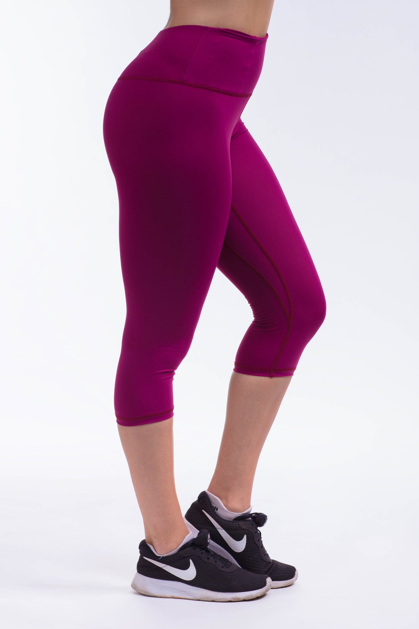 BARE IN MIND CROP 19" - MAGENTA - hustletics.com